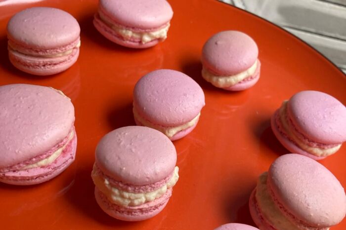 Fun Pastry tour for kids and family in Paris